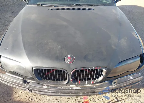 2003 BMW 330I из США, поврежденный, VIN WBAEV53483KM04852